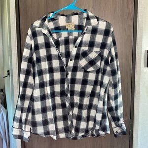COPY - Brand new black and white plaid long sleeve